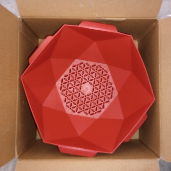 Nwt kitchen HQ Red strainers - Picture 1 of 2